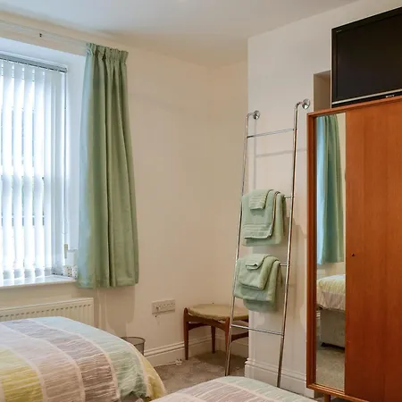 Retro Retreat * Filey